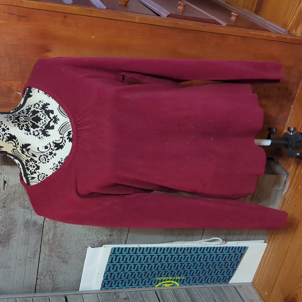 Burgandy Maroon Sweater Women's Large